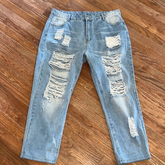 Shein women’s plus size 3XL ripped distressed Hi-Rise Jeans - Picture 2 of 12